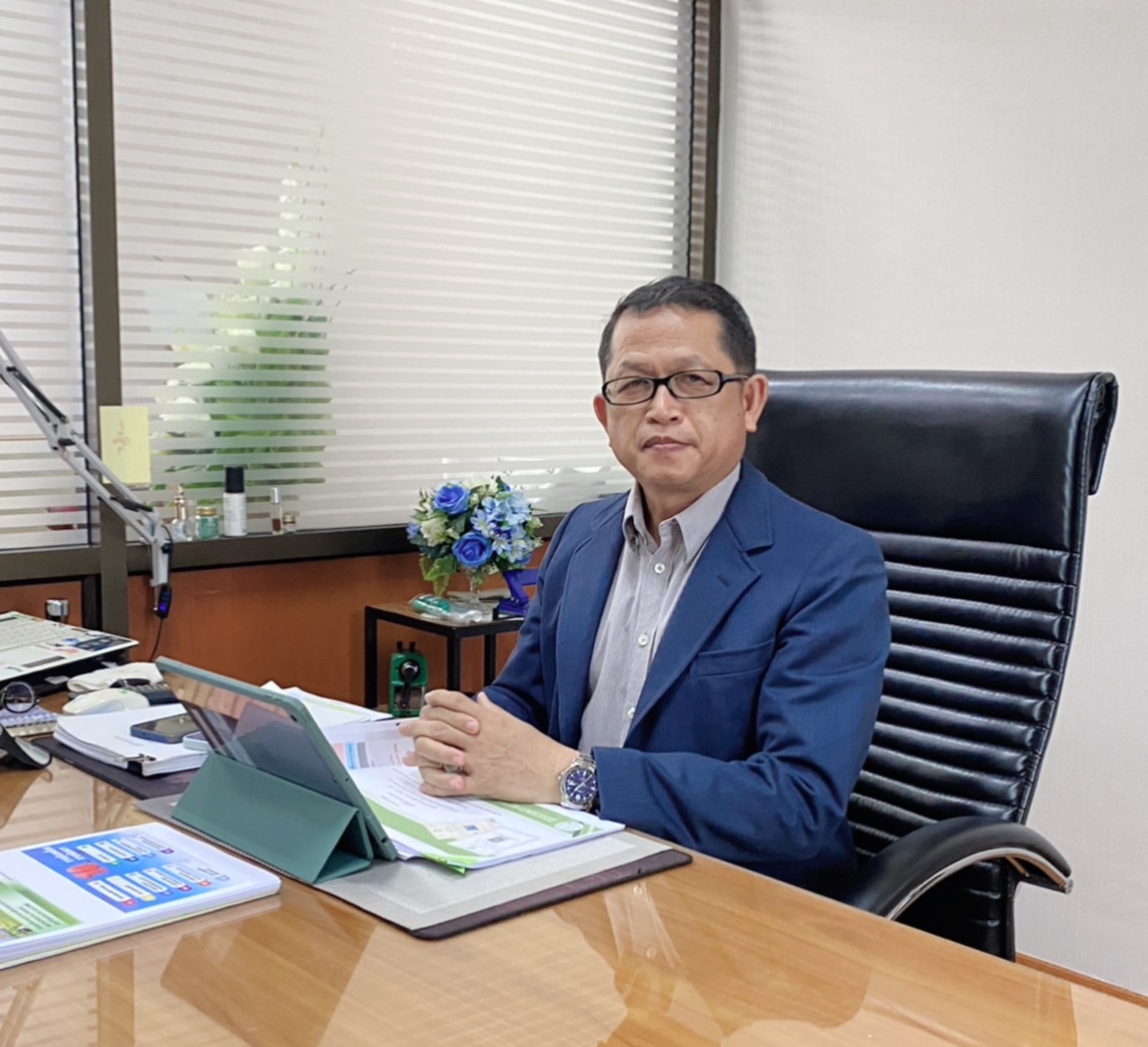 title - ผู้ตรวจราชการ ส.ป.ก. เข้าร่วมการประชุมคณะทำงานตรวจสอบปริมาณน้ำนมโคและประชากรโคนม ระดับเขต ของเขตตรวจราชการที่ 2 ผ่านสื่ออิเล็กทรอนิกส์ระบบการประชุมทางไกล Zoom Meeting